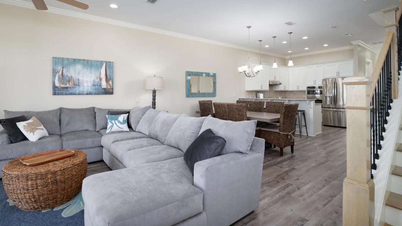 Holiday home 2 Gulf View Balconies! 3 Story Townhome With 4 Bedrooms, 4 Bathrooms! Sleeps12 *