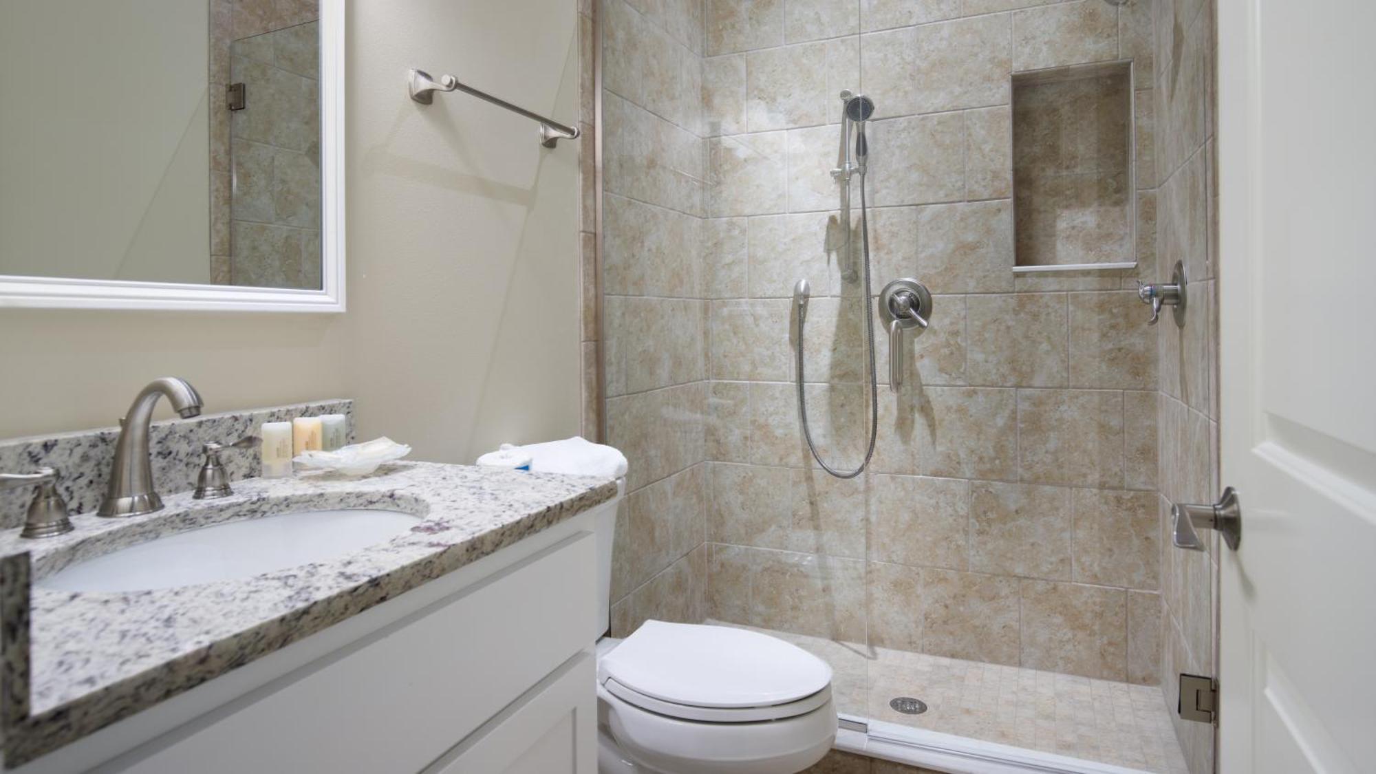 2 Gulf View Balconies! 3 Story Townhome With 4 Bedrooms, 4 Bathrooms! Sleeps12