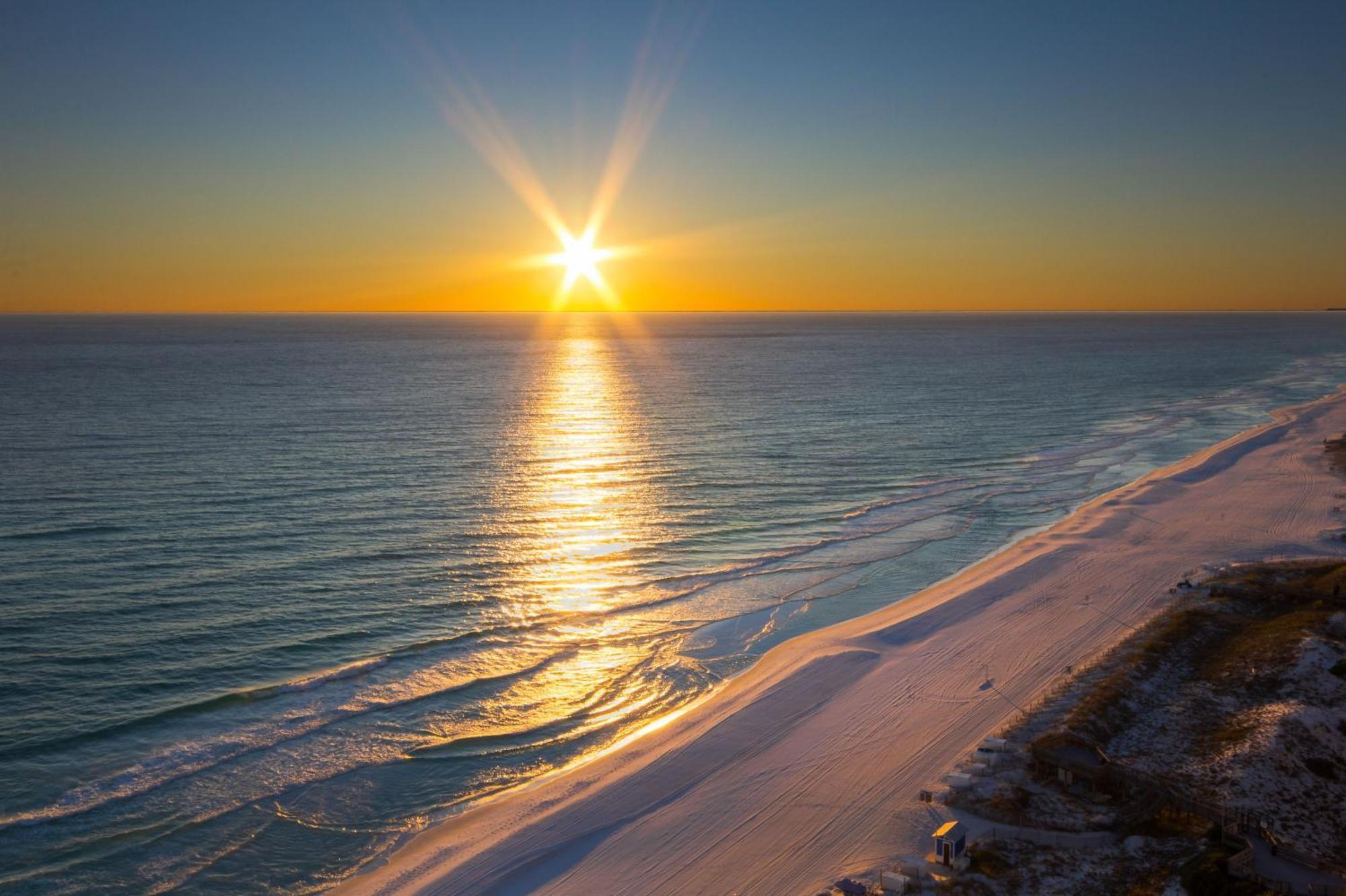 2 Gulf View Balconies! 3 Story Townhome With 4 Bedrooms, 4 Bathrooms! Sleeps12 Holiday home *