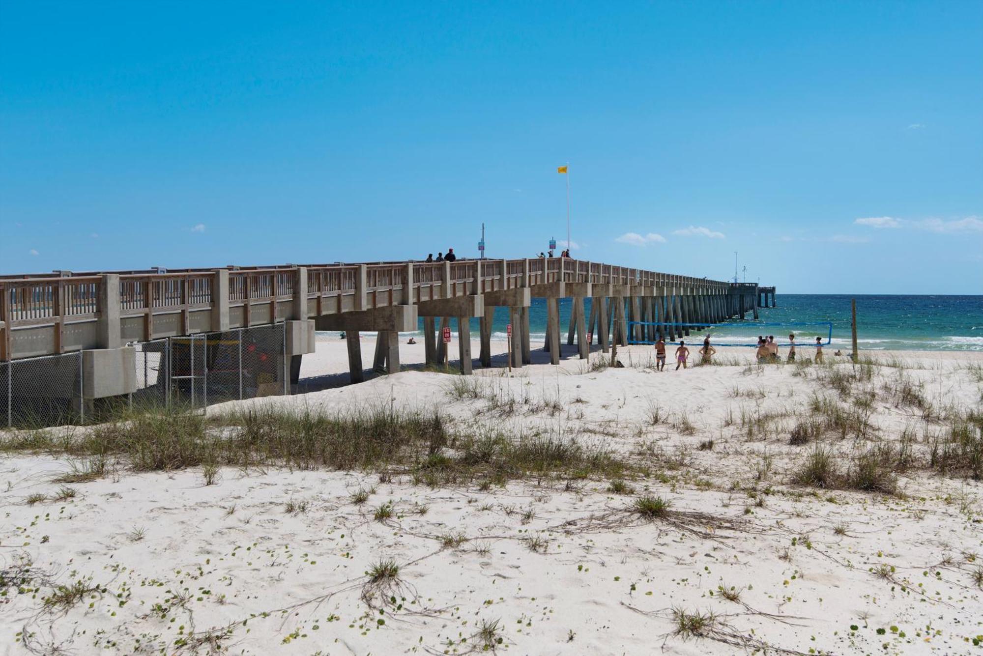 2 Gulf View Balconies! 3 Story Townhome With 4 Bedrooms, 4 Bathrooms! Sleeps12 Holiday home