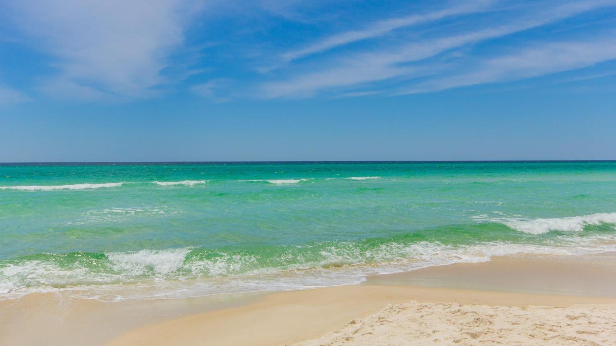 2 Gulf View Balconies! 3 Story Townhome With 4 Bedrooms, 4 Bathrooms! Sleeps12 Holiday home Panama City Beach